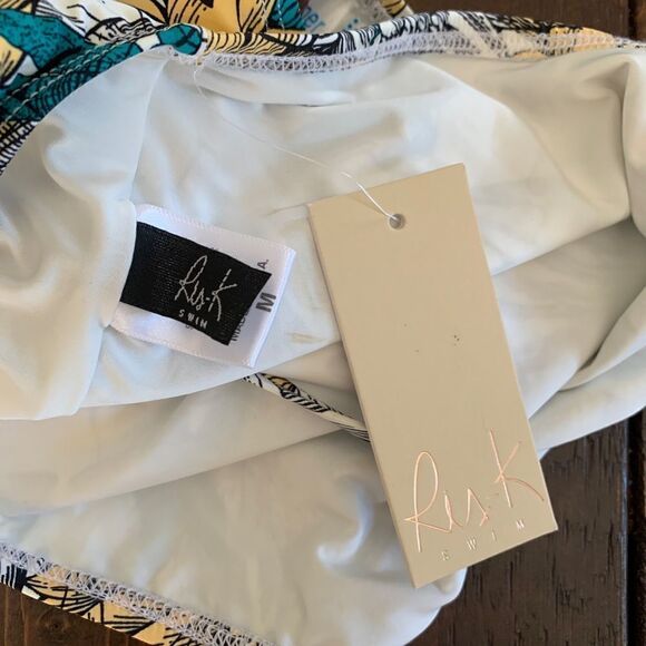 NWT Ris-K Sol One-Piece Bungalow Swimwear Color Lotus Size M Style #R1101 - Picture 9 of 10